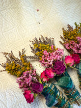 Load image into Gallery viewer, Fluorite Crystal Smudge Stick – White Sage and Lavender Blend for Focus, Peace, and Spiritual Cleansing