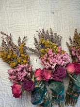 Load image into Gallery viewer, Fluorite Crystal Smudge Stick – White Sage and Lavender Blend for Focus, Peace, and Spiritual Cleansing