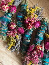 Load image into Gallery viewer, Fluorite Crystal Smudge Stick – Sage and Lavender Blend for Focus, Peace, and Spiritual Cleansing