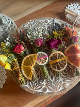 Load image into Gallery viewer, 5 Palo Santo Fruit Smudge sticks + Lavender