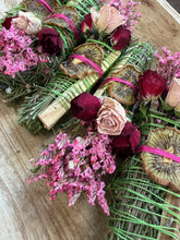 Load image into Gallery viewer, Kiwi, Palo Santo, Cedar and Mint Smudge Stick