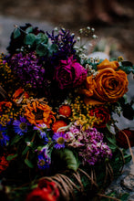 Load image into Gallery viewer, Wedding Garden Flower Dry Flower Bouquet, Boutonniere, Wedding Bouquet, Dried Flower Bouquet