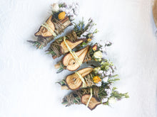 Load image into Gallery viewer, Pear, Palo Santo, Juniper, and Cinnamon Smudge Stick