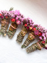 Load image into Gallery viewer, Kiwi, Mint, Palo Santo and Cedar Spring Smudge Stick
