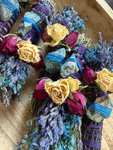 Load image into Gallery viewer, Apatite Smudge Stick With Flowers, Home Cleansing, Calming Gifts Women, Lavender Smudge Stick, Witchy Accessories, Meditation Altar,
