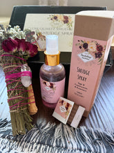 Load image into Gallery viewer, Quartz Crystal Smudge Stick and Cleansing Spray Gift Set
