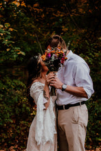 Load image into Gallery viewer, Wedding Garden Flower Dry Flower Bouquet, Boutonniere, Wedding Bouquet, Dried Flower Bouquet
