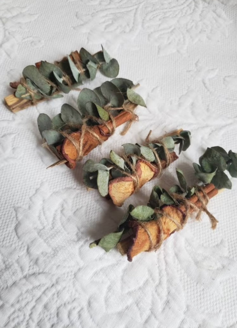 Eucalyptus, Palo Santo, Apple and Cinnamon Smudge Stick