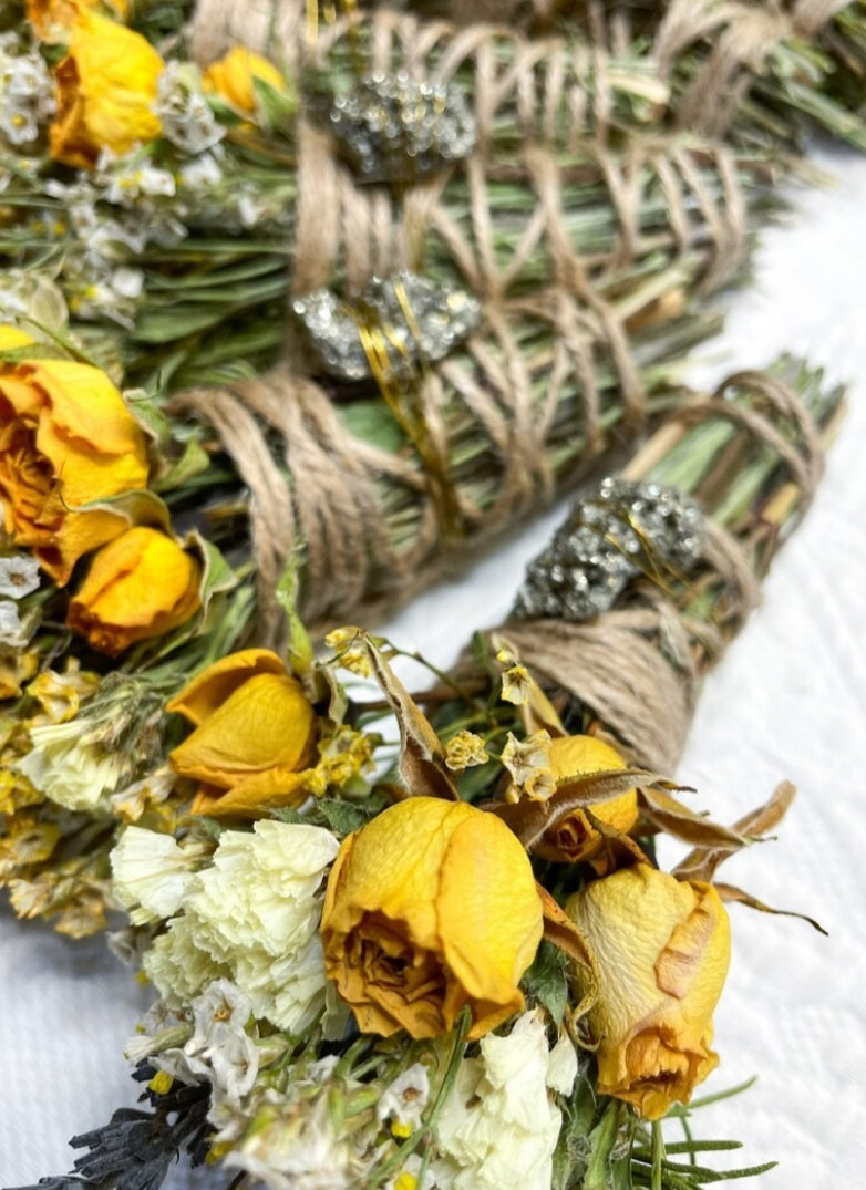 Pyrite, Palo Santo, Rosemary, Lavender Smudge Kit