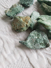 Load image into Gallery viewer, Fuchsite
