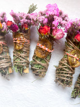 Load image into Gallery viewer, Kiwi, Mint, Palo Santo and Cedar Spring Smudge Stick
